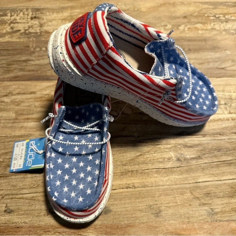 Hey Dude Wally Youth Patriotic Stars And Stripes Unisex Shoes Y3-L4 USA NWT